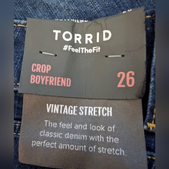 Torrid Crop Boyfriend Straight Vintage Stretch Mid-Rise Jean plus size 26 - Picture 6 of 7